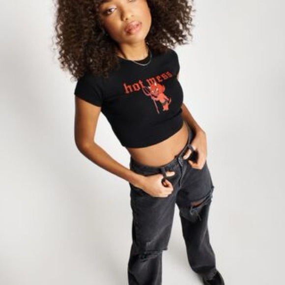 Hot Mess Black Crop Top - Picture 5 of 6